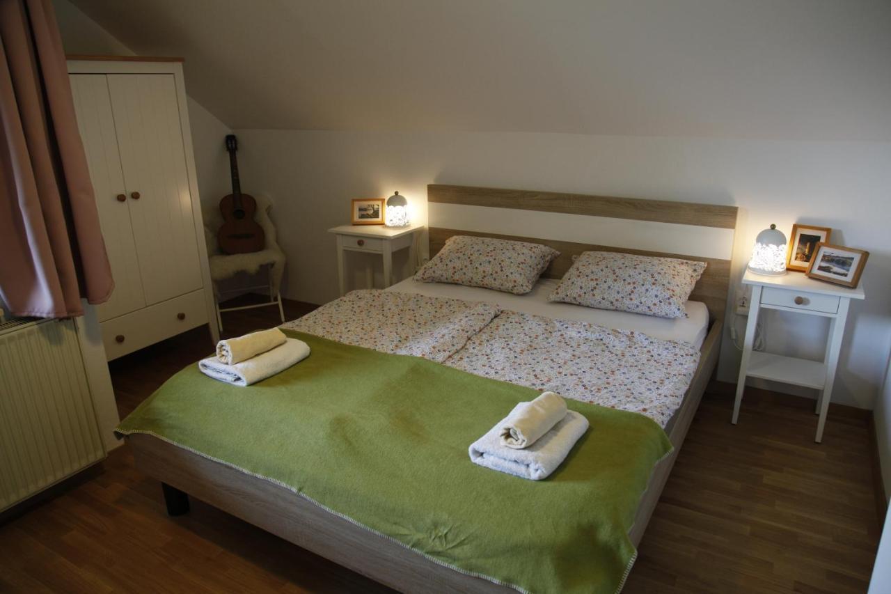 Family Apartment On Repecnik Farm In Gorje, Bled Zgornje Gorje Екстериор снимка
